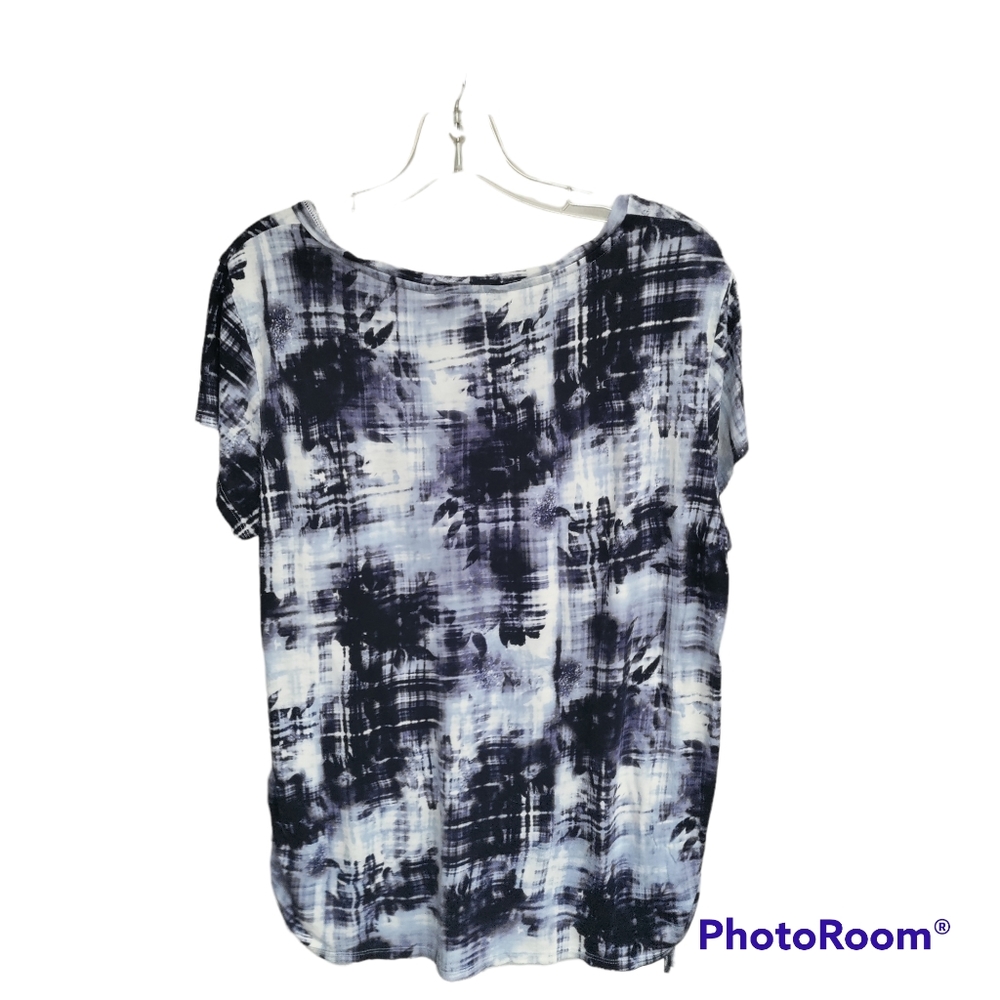Simply Vera tye died tee